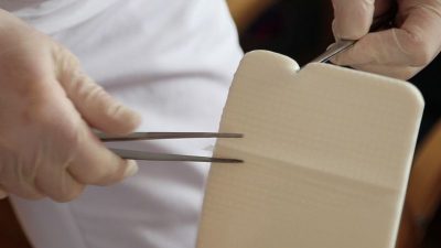 033_PflegeD_Schaedlich_Standbilder von Video